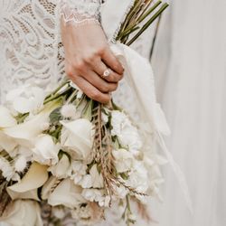 Sugar Magnolia Flower Company - White, wheat and champagne luxury Bride's Bouquet