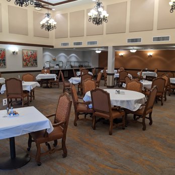 Valencia Terrace - View of the Main Dining Room - Retirement Homes Near Me - Corona, California Valencia Terrace - View of the Main Dining Room - Retirement Homes Near Me - Corona, California