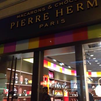 Pierre Hermé - Chocolatiers & Shops Near Me - Paris, 75