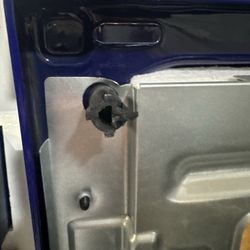 Lowe's Home Improvement - Broken item