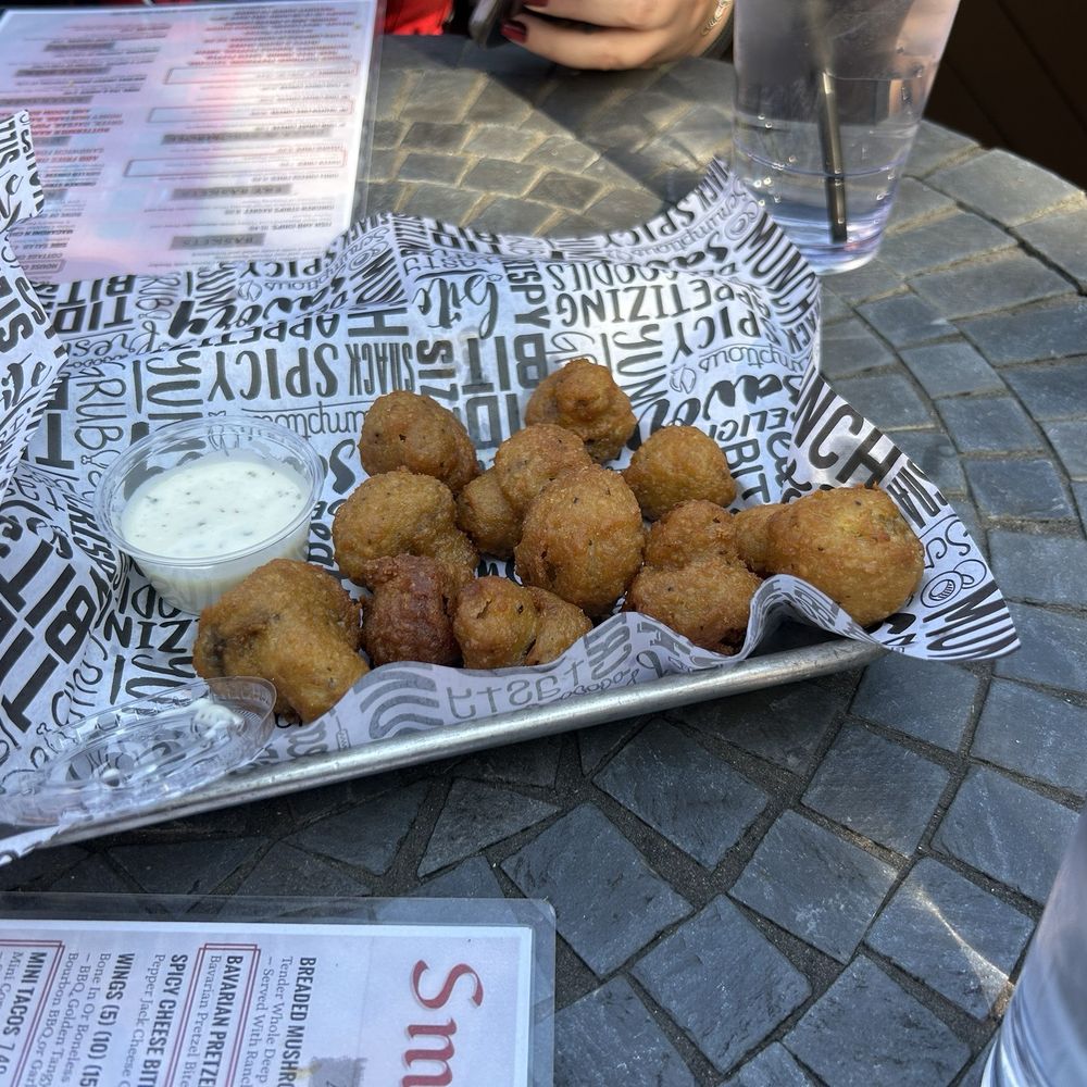 Smiley's Pub - Breaded Mushrooms - Pubs Near Me - Richmond, Indiana