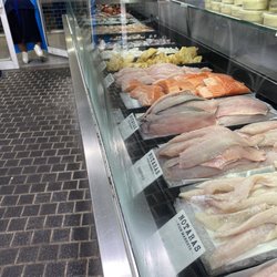 Notaras Fish Markets - Fresh seafood, grilled, crumbed or battered