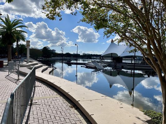 Cranes Roost Park by null
