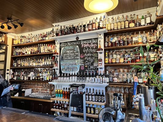 Old Kentucky Bourbon Bar by null