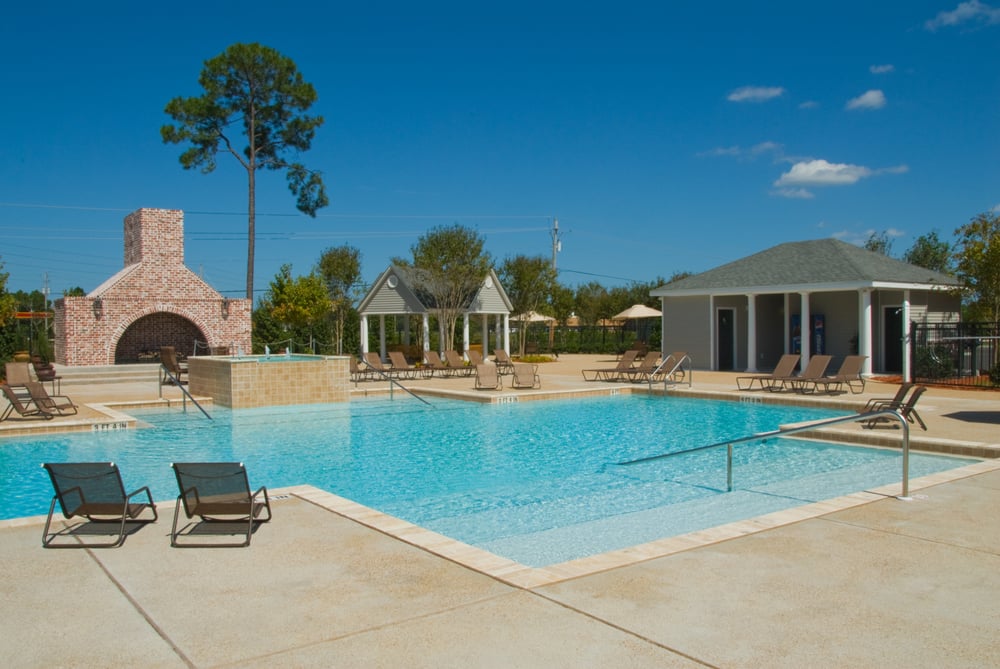 ARBOR TRACE APARTMENTS Updated October 2024 13 Photos 3900 Arbor