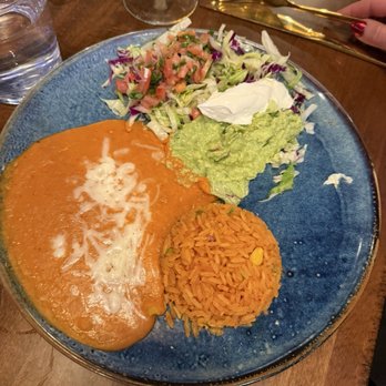 Fiesta Azul Tequila House ABQ - Side of rice and beans that accompany the fajitas. - Mexican Near Me - Albuquerque, New Mexico