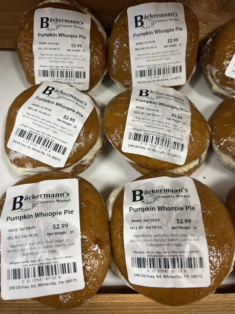 Backermann's Country Market Logo