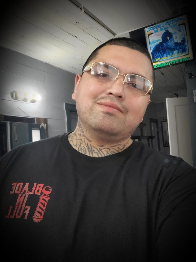 Blade In Full Barbershop Logo