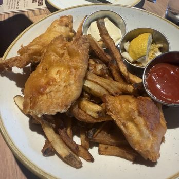 Monkeypod Kitchen - Pete's Fresh Fish & Chips - New American Near Me - Lahaina, Hawaii Monkeypod Kitchen - Pete's Fresh Fish & Chips - New American Near Me - Lahaina, Hawaii