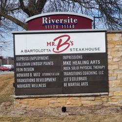 MKE Healing Arts with Mouse Savaiano - Riversite sign