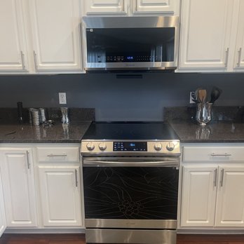 Temco Logistics - New microwave and oven - Couriers & Delivery Services Near Me - Pomona, California
