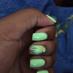 J&J Nails Spa - Gel mani