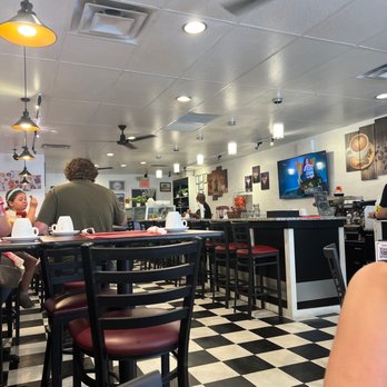 Half & Half - The restaurant - Sandwiches Near Me - Reading, Massachusetts
