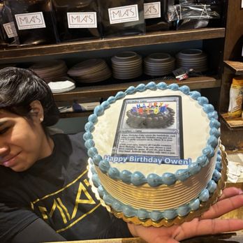 Mia's Bakery - Custom Oreo Cake - Bakeries Near Me - Brooklyn, New York
