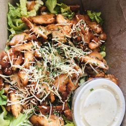 Mr Lucky's Bar & Grill - Spicy Chicken Caesar Salad