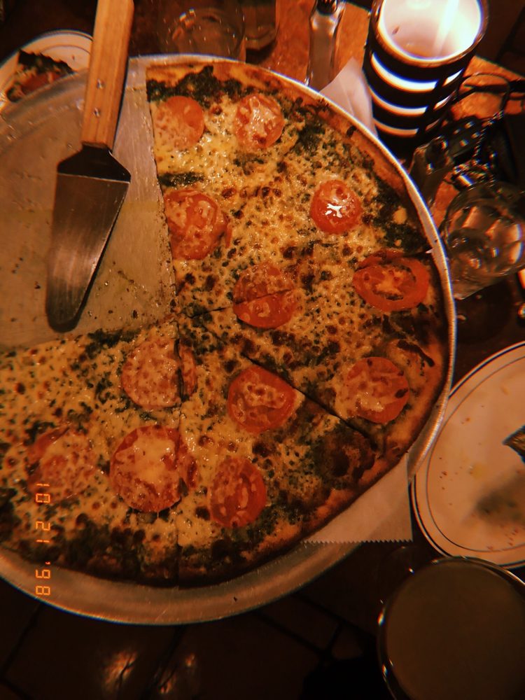 AMICI TRATTORIA 31 Photos & 112 Reviews Pizza 582 Main St