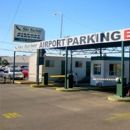 Exterior photo of Sky Harbor Airport Parking - Phoenix, Arizona Exterior photo of Sky Harbor Airport Parking - Phoenix, Arizona
