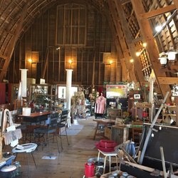Barn Happy - Upstairs antiquing area of this beautiful giant barn!