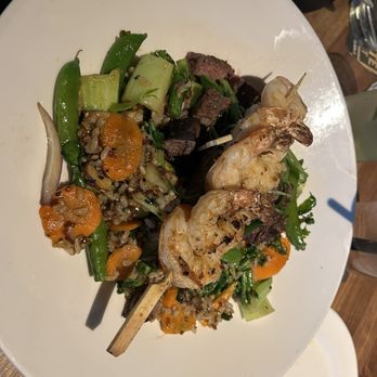 Yard House - Steak bowl with a shrimp skewer - New American Near Me - Troy, Michigan Yard House - Steak bowl with a shrimp skewer - New American Near Me - Troy, Michigan