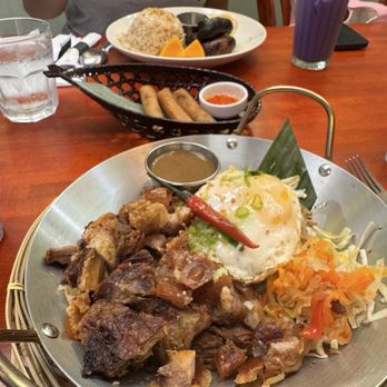 Lechon Loco - Filipino Near Me - Tacoma, Washington
