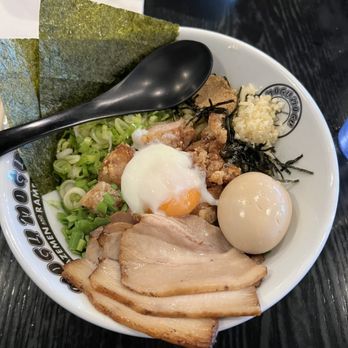 Wadaya - Deluxe Mazemen with karaage instead of the spicy minced pork - Ramen Near Me - Costa Mesa, California Wadaya - Deluxe Mazemen with karaage instead of the spicy minced pork - Ramen Near Me - Costa Mesa, California