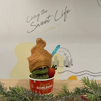Somisomi - Matcha upside down with custard filling - Desserts Near Me - Carrollton, Texas