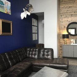 Richland Creek Dental - Relax in our reception while you wait for your appointment.