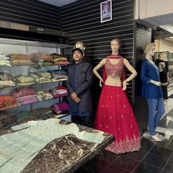 Sona Chaandi -Indian Clothing, Jewelry, Boutique Threading Salon