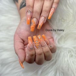 Creative Nail Care - Fullset nails & design