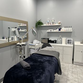 Lotus Brow Bar & Spa - Eyebrow Services Near Me - Shenandoah, Texas Lotus Brow Bar & Spa - Eyebrow Services Near Me - Shenandoah, Texas