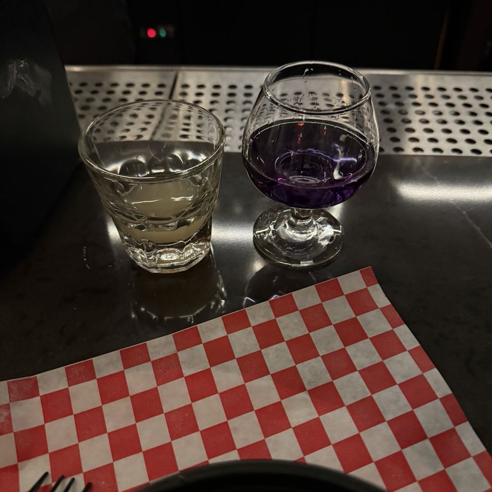 Goodfellas Pizzeria - Gulch - drink - Pizza Near Me - Nashville, Tennessee Goodfellas Pizzeria - Gulch - drink - Pizza Near Me - Nashville, Tennessee