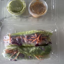 Giant fresh rolls with dipping sauce Giant fresh rolls with dipping sauce