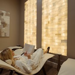 Culture A Day Spa - White Himalayan Lounge
