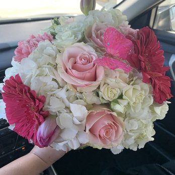 Lavanda Flowers & Gifts - Florists Near Me