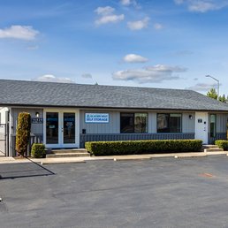Exterior outside entrance of Glacier West Self Storage - Front Office at Glacier West Self Storage at 16820 Meridian E, Puyallup, WA, 98375 - Puyallup, Washington Exterior outside entrance of Glacier West Self Storage - Front Office at Glacier West Self Storage at 16820 Meridian E, Puyallup, WA, 98375 - Puyallup, Washington