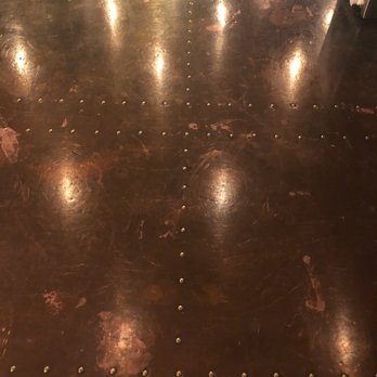 Manchester Smokehouse & Cellar - This is the table ... looks nice like riveted copper - Smokehouse Near Me - Manchester, XGM