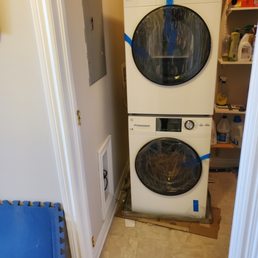 Washer and dryer Washer and dryer