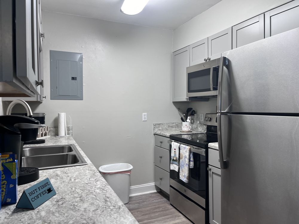 AQUA PORTA APARTMENTS Updated September 2024 14 Photos 12406