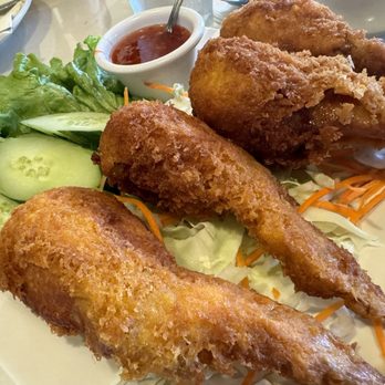 Siam Garden Cafe - Stuffed Chicken Wing - Thai Near Me - Honolulu, Hawaii