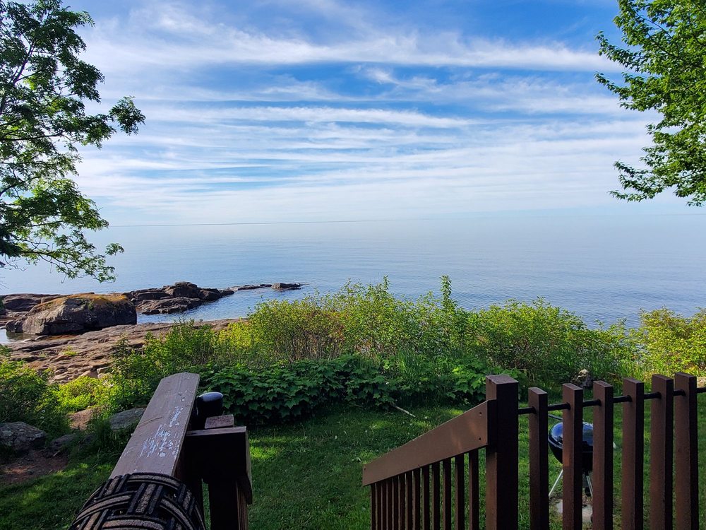 LUTSEN SEA VILLAS Updated August 2024 6262 MN61, Tofte, Minnesota Vacation Rentals