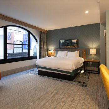 Hilton Garden Inn Dayton Downtown - Guest room - Hotels Near Me - Dayton, Ohio Hilton Garden Inn Dayton Downtown - Guest room - Hotels Near Me - Dayton, Ohio