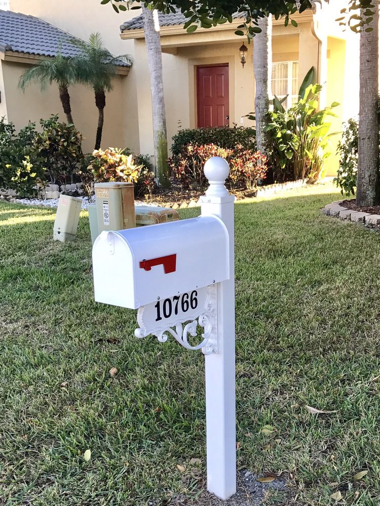 SOUTH FLORIDA MAILBOX Updated August 2024 Lake Worth, Florida