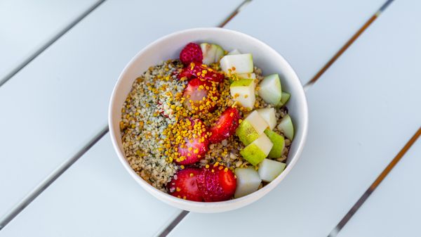 The Hive Superfood Eats & Organic Cafe - Santa Monica by null