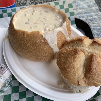 Pike Place Chowder - Pacific Place - Clam chowder bread bowl - Seafood Near Me - Seattle, Washington Pike Place Chowder - Pacific Place - Clam chowder bread bowl - Seafood Near Me - Seattle, Washington