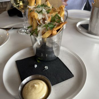 Valley Rock Inn - Truffle fries - Guest Houses Near Me - Sloatsburg, New York Valley Rock Inn - Truffle fries - Guest Houses Near Me - Sloatsburg, New York