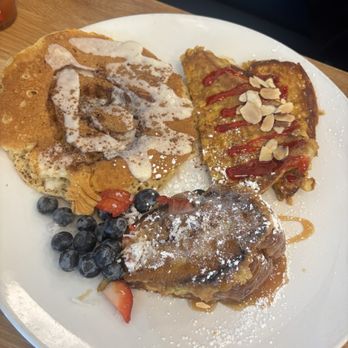 Broken Yolk Cafe - Trio and Bloody Mary with Tito's - Breakfast & Brunch Near Me - Henderson, Nevada Broken Yolk Cafe - Trio and Bloody Mary with Tito's - Breakfast & Brunch Near Me - Henderson, Nevada