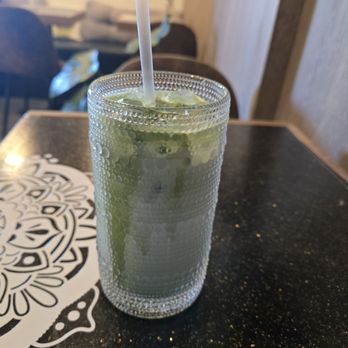 Rise Cafe - Matcha Latte - Coffee & Tea Near Me - Honolulu, Hawaii