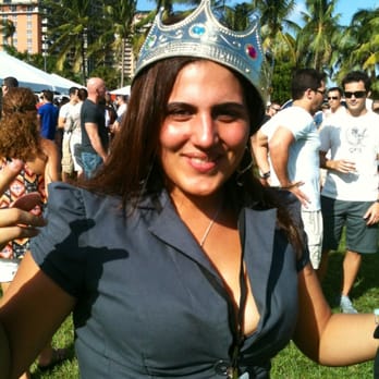Grovetoberfest - Scott: where's your crown? - Festivals Near Me - Wynwood, Florida