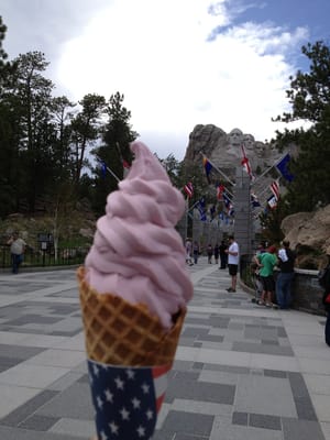 Memorial Team Ice Cream by null