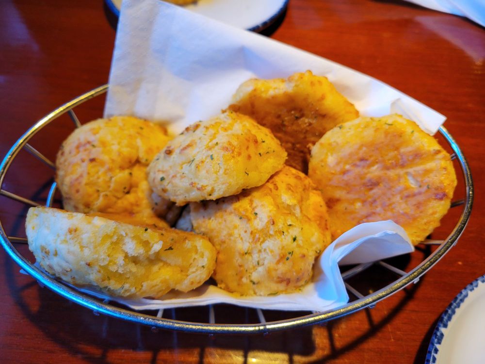 RED LOBSTER - Updated June 2026 - 72 Photos & 52 Reviews - 2565 Capitol